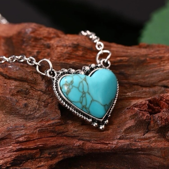 Turquoise Heart Pendant Necklace - Picture 2 of 3